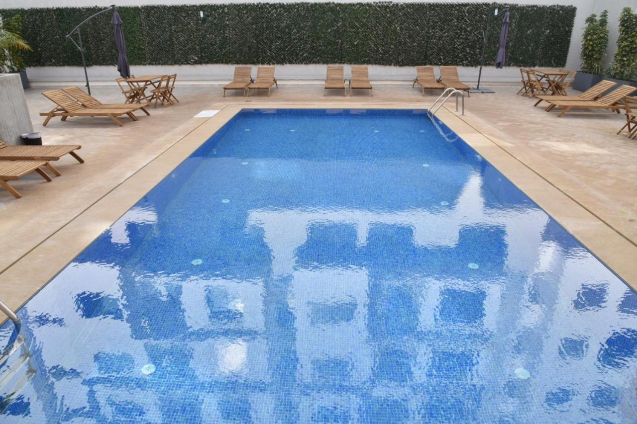 Lovely Apartment With Pool & Gym Kenitra Exterior photo